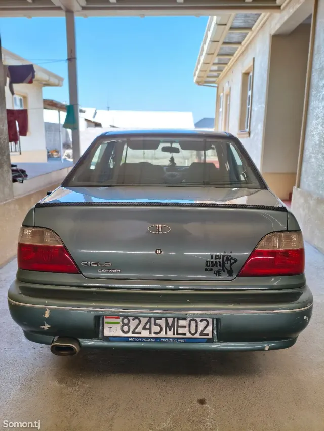 Daewoo Nexia 1996 · 1.6 MT