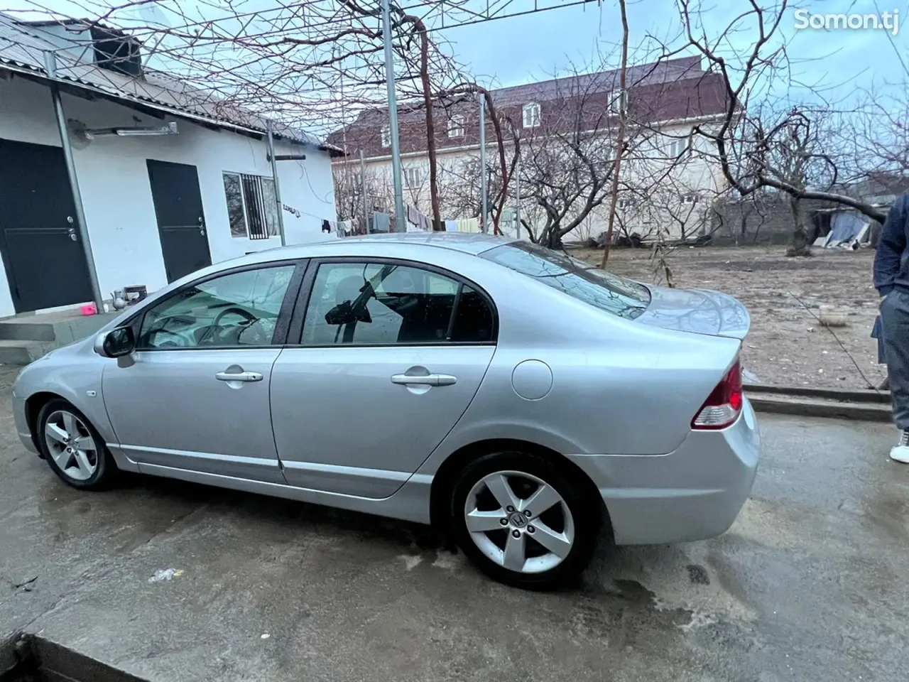 Honda Civic 2008 · 1.8 AT