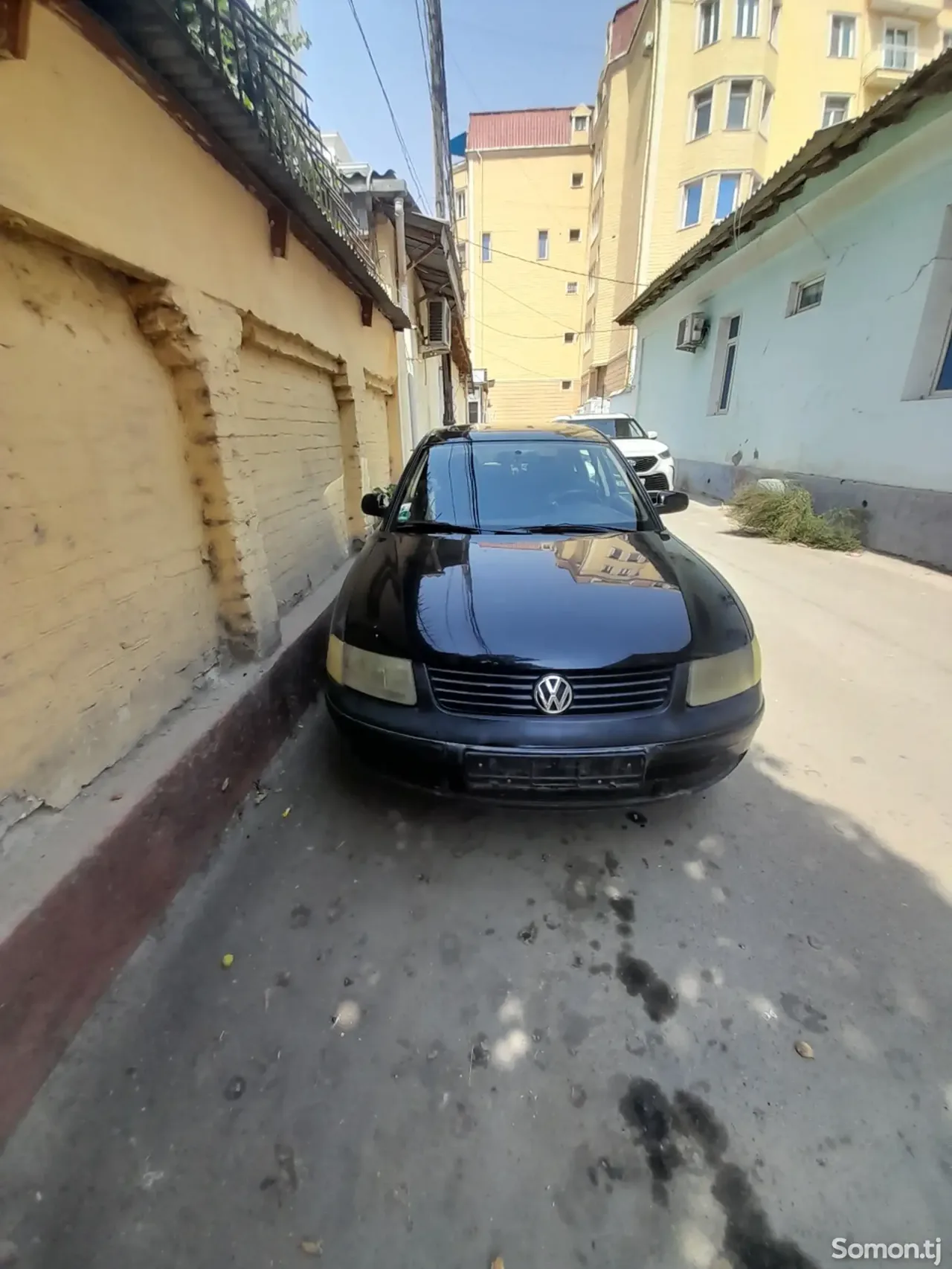 Volkswagen Passat 1997 · 1.6 MT