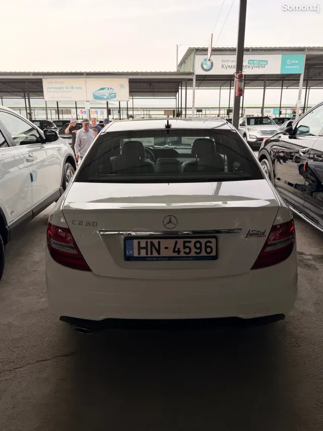 Mercedes-Benz C class 2014 · 2.5 AT