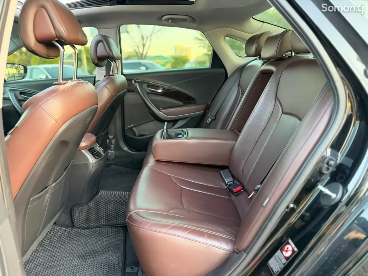 Hyundai Aslan 2014 · 3.0 AT