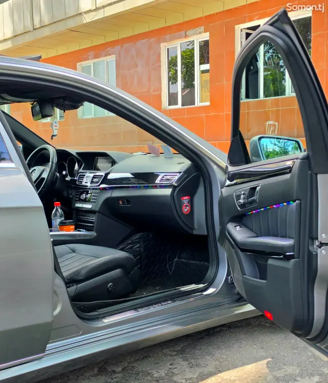 Mercedes-Benz E class 2014 · 3.0 AT