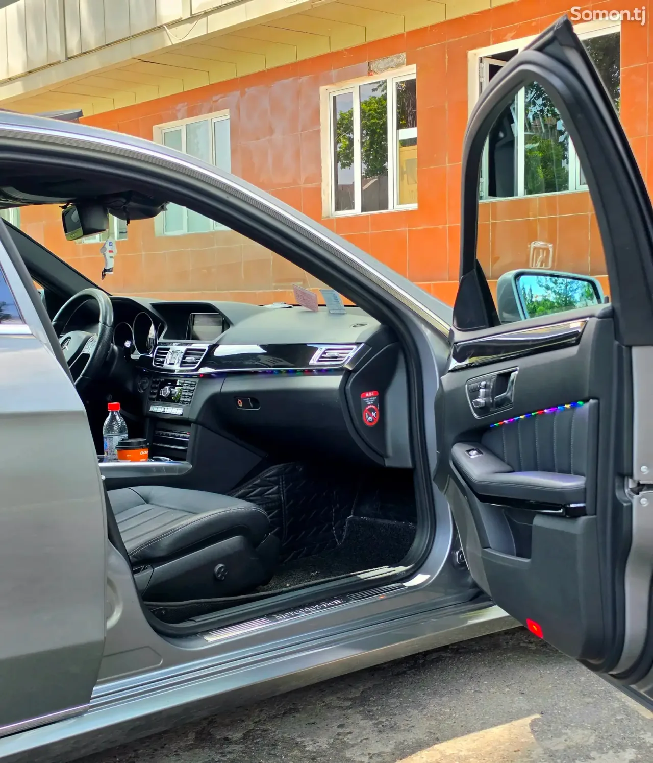 Mercedes-Benz E class 2014 · 3.0 AT