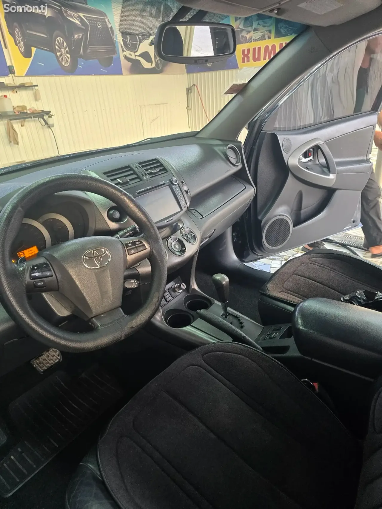 Toyota RAV 4 2012 · 2.0 AT