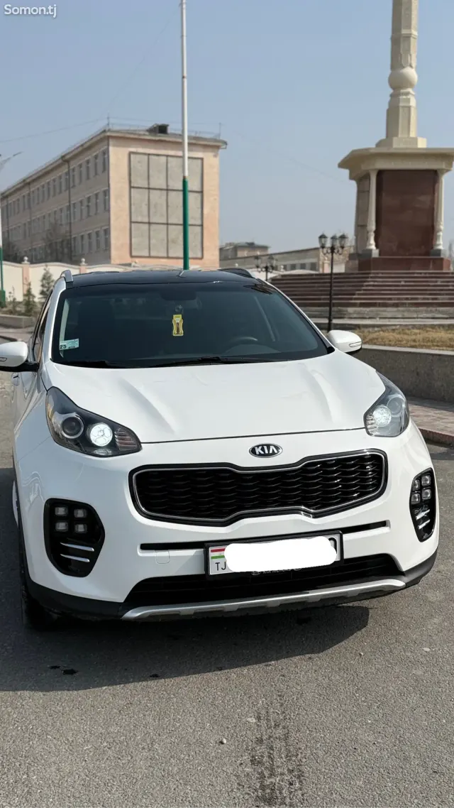 Kia Sportage 2016 · 2.0 AT