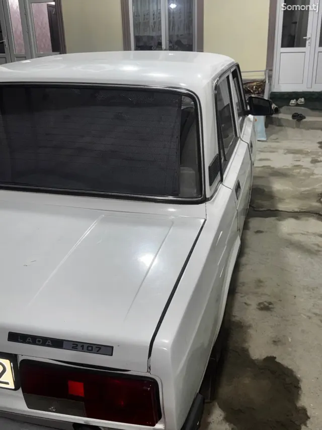 Lada (ВАЗ) 2107 2007 · 1.7 MT