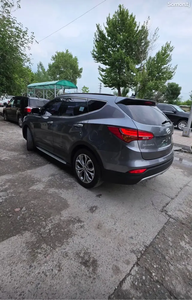 Hyundai Santa Fe 2014 · 2.2 AT