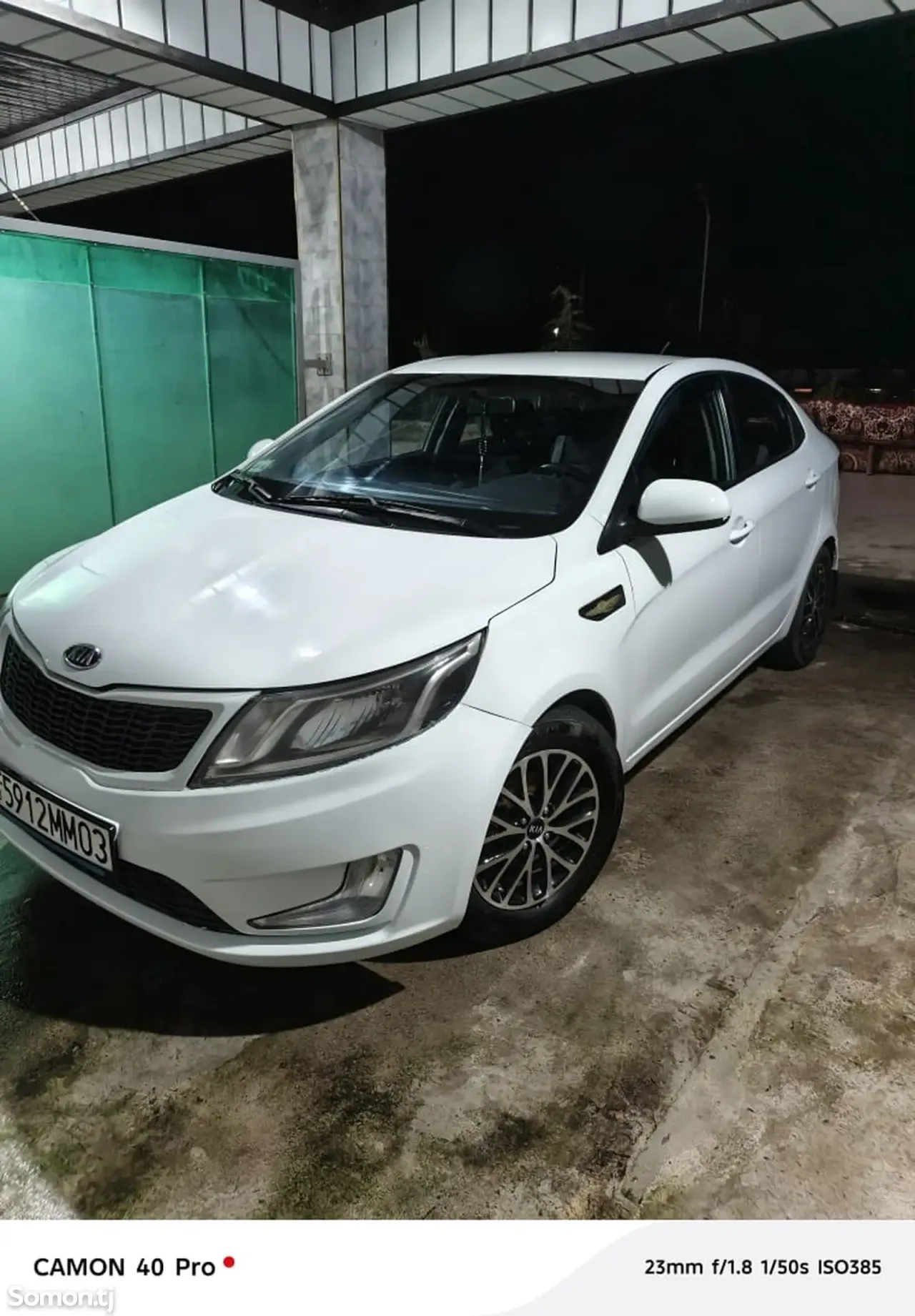 Kia Rio 2013 · 1.4 MT