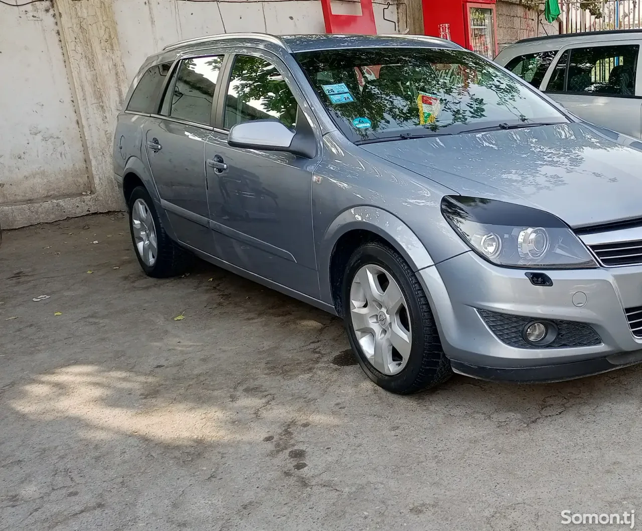 Opel Astra H 2008 · 1.6 MT