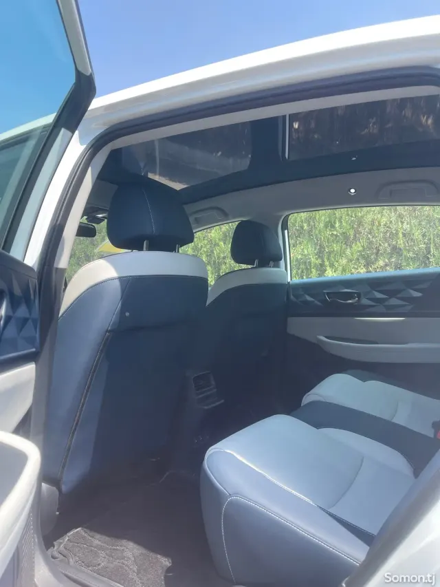 Dongfeng L7 2025 · AT