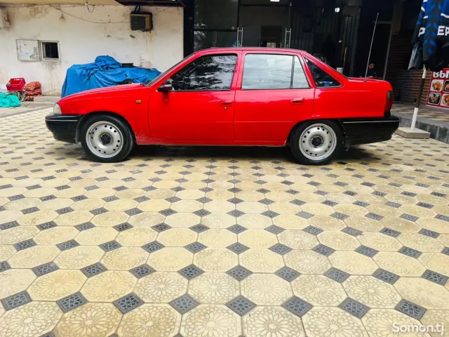Daewoo Nexia 1997 · 1.6 MT
