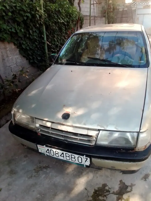 Opel Astra F 1990 · 1.6 MT