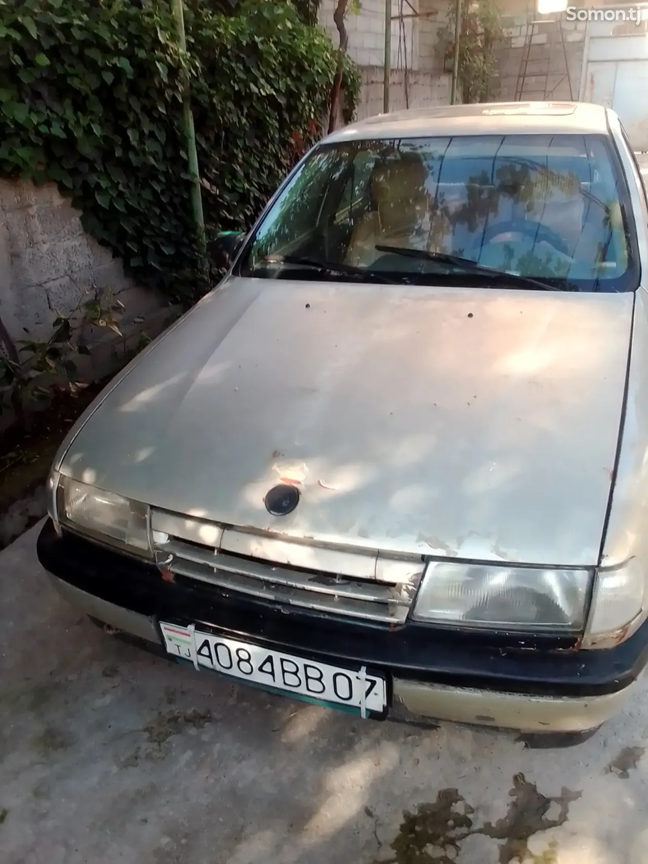 Opel Astra F 1990 · 1.6 MT