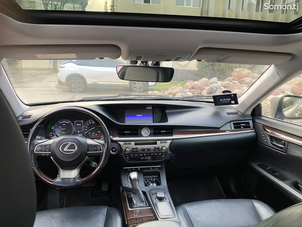 Lexus ES series 2016 · 2.5 AT