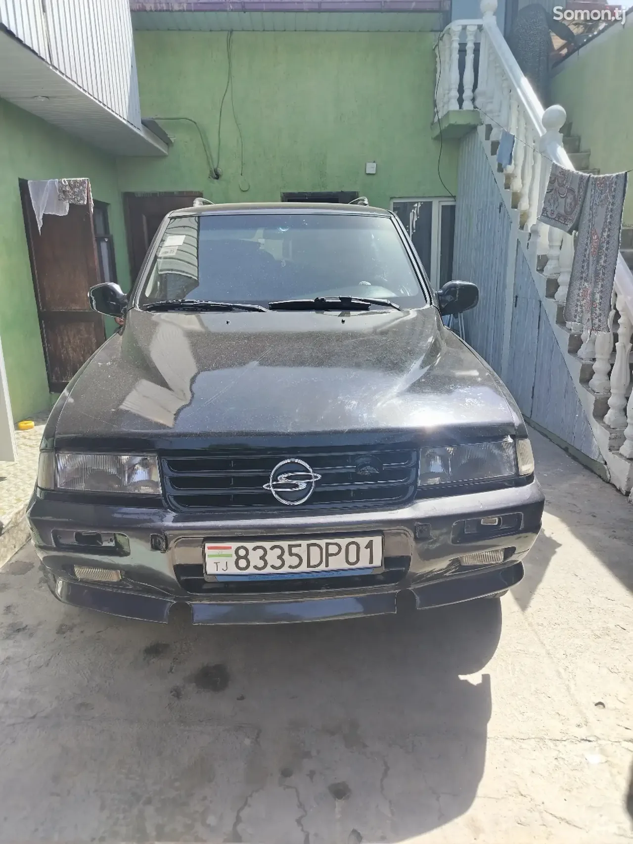 Ssang Yong Musso 1995 · 2.4 MT
