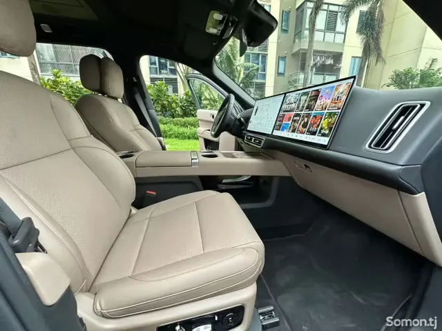 Li Auto (Lixiang) L9 2025 · AT
