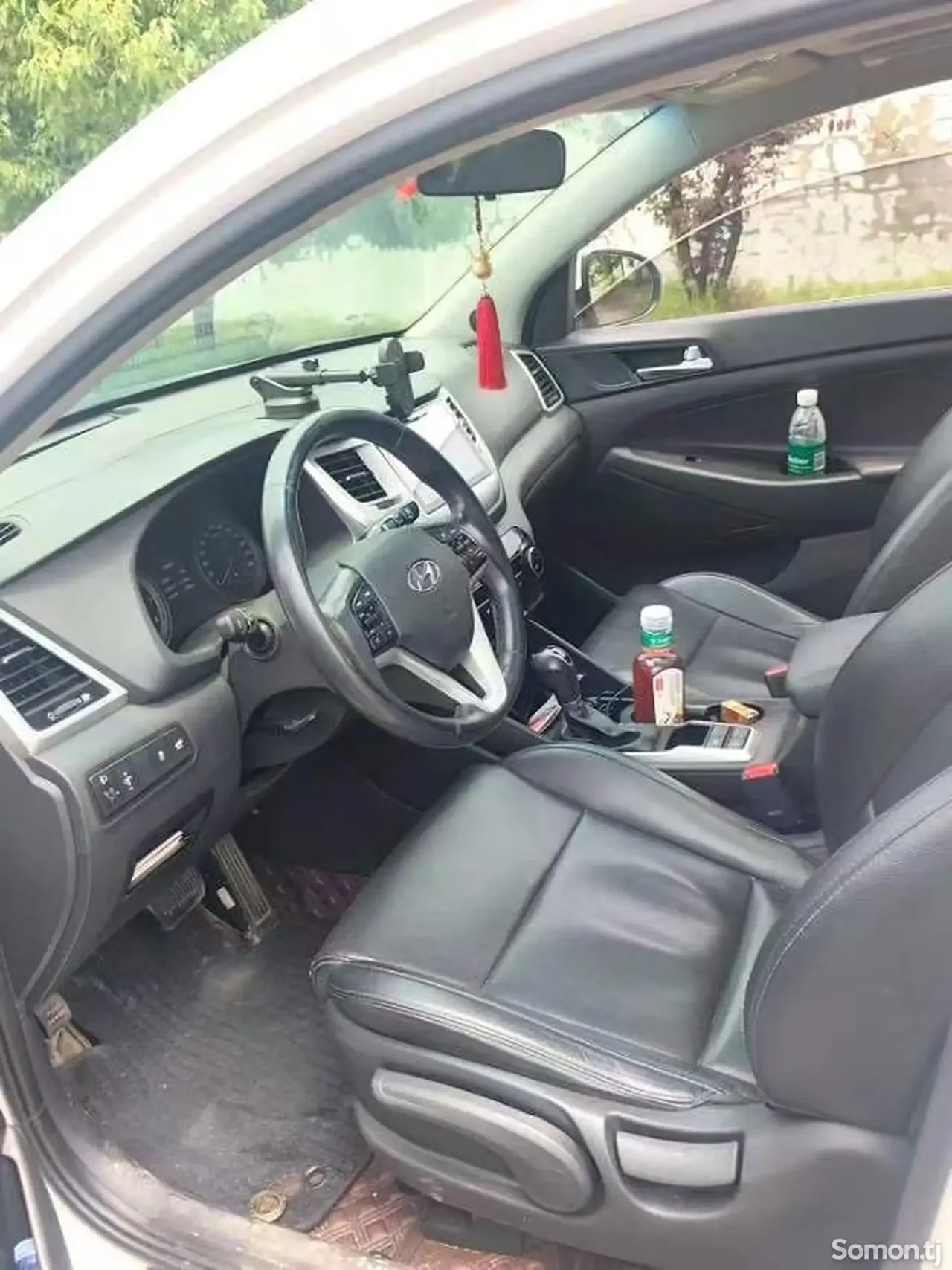Hyundai Tucson 2015 · 1.6 AT