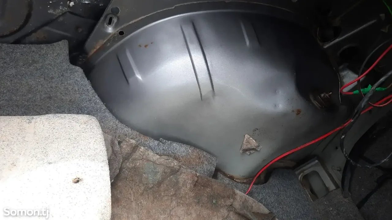 Opel Vectra A 1991 · 1.6 MT