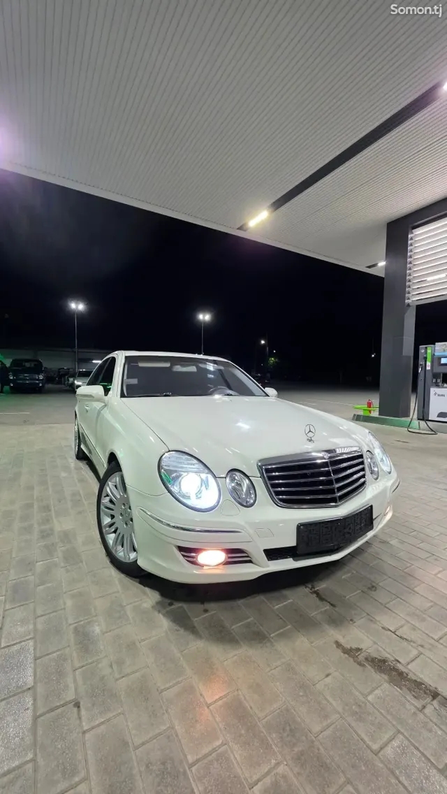 Mercedes-Benz E class 2007 · 3.5 AT