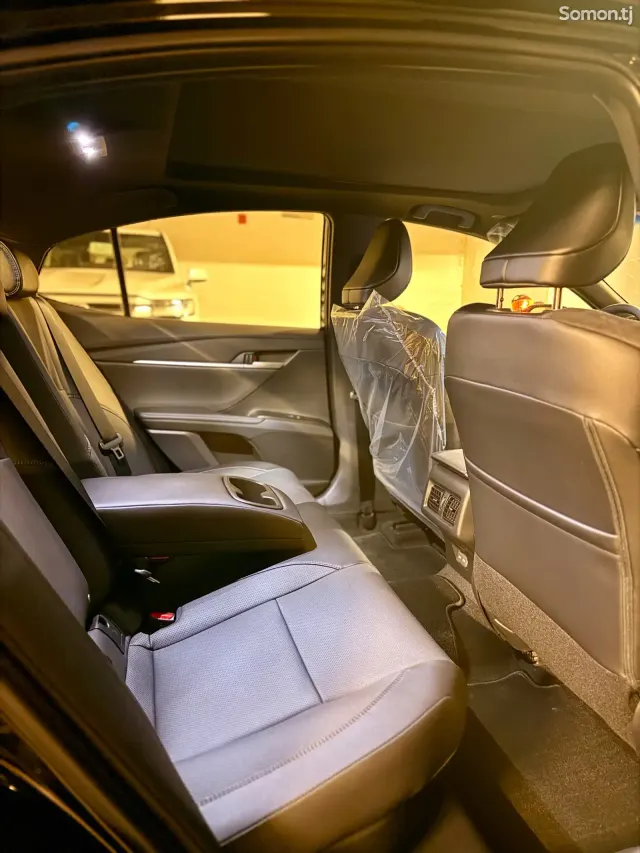 Toyota Camry 2026 · 2.5 AT