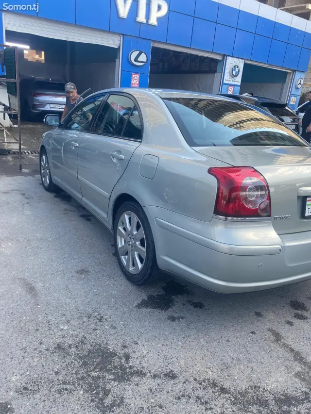Toyota Avensis 2008 · 2.0 MT