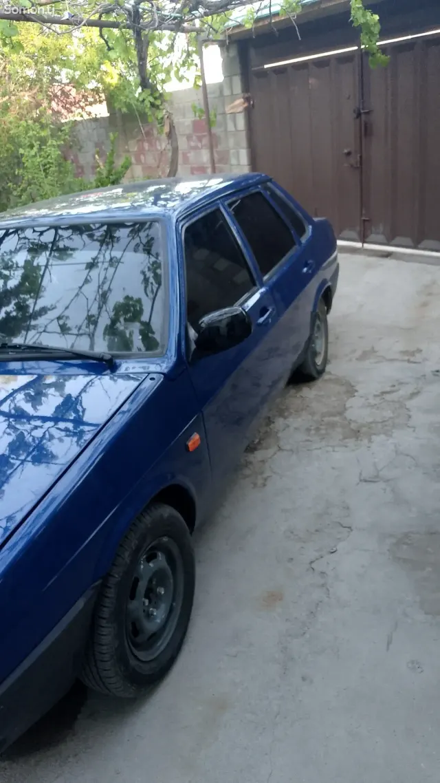 Lada (ВАЗ) 21099 2004 · 1.5 MT