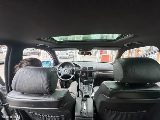BMW 5 series 2002 · 2.5 AT