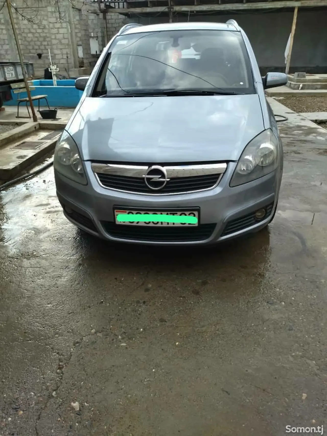 Opel Zafira 2006 · 1.9 MT