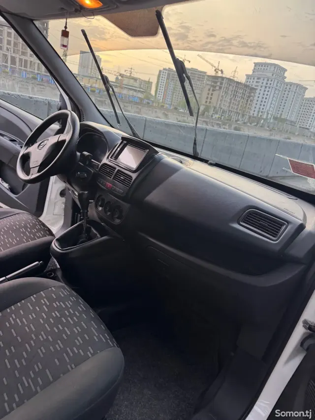 Opel Combo 2015 · 1.5 MT