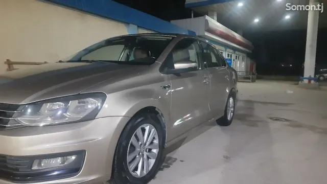 Volkswagen Polo 2019 · 1.6 AT