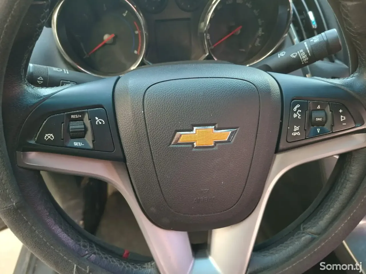 Chevrolet Cruze 2015 · 1.7 AT