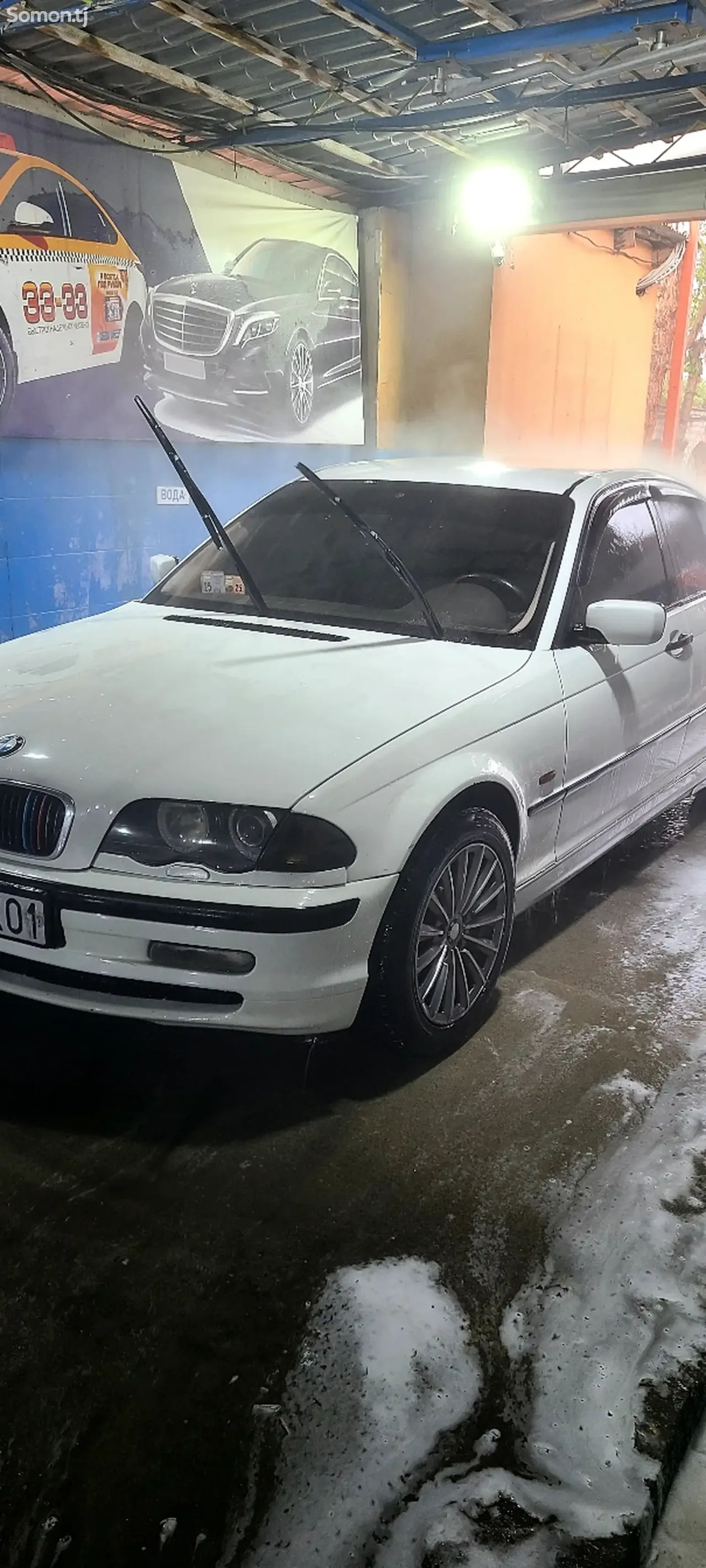 BMW 3 series 2000 · 1.8 MT