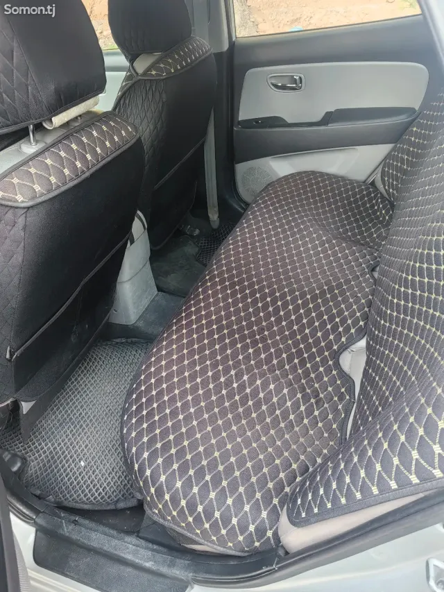 Hyundai Avante 2010 · 1.6 AT