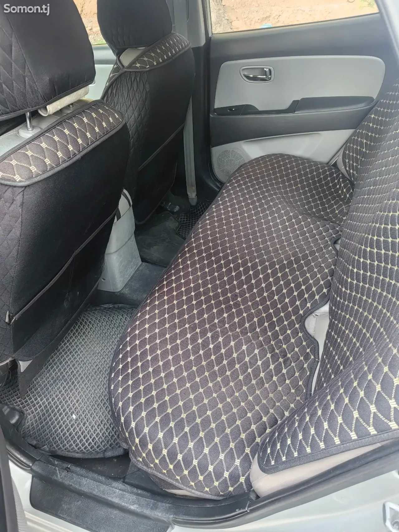 Hyundai Avante 2010 · 1.6 AT