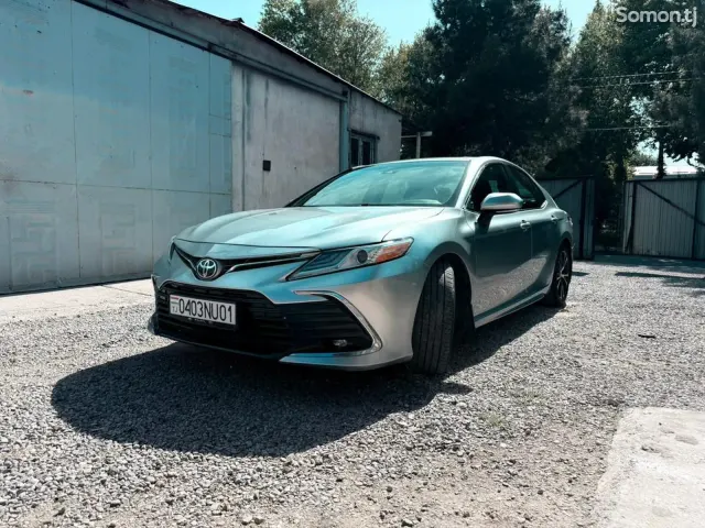 Toyota Camry 2018 · 2.5 AT