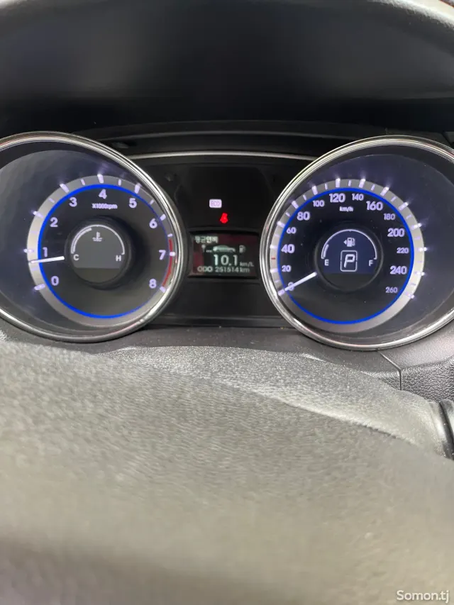 Hyundai Sonata 2010 · 2.0 AT