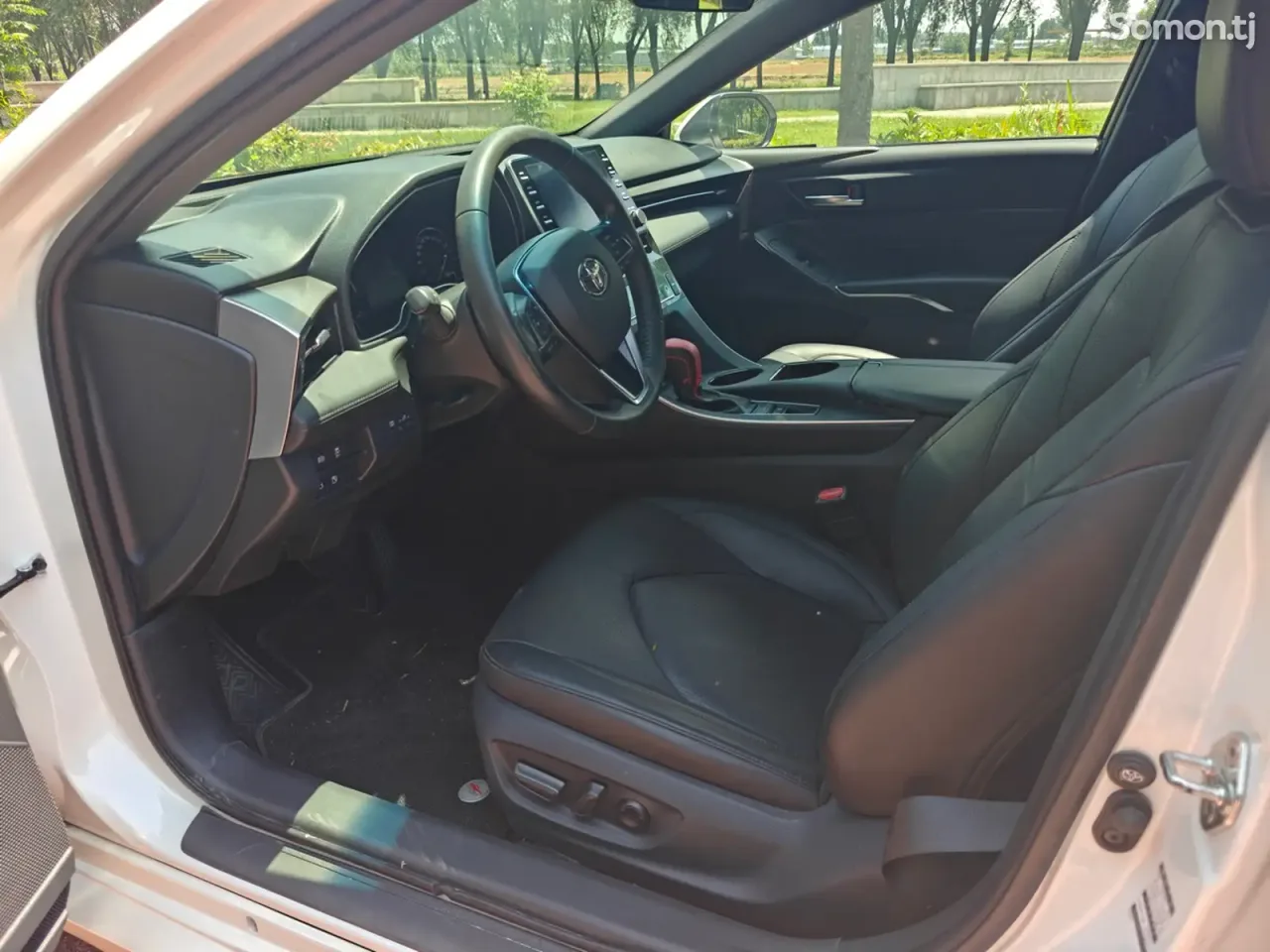Toyota Avalon 2021 · 2.5 AT