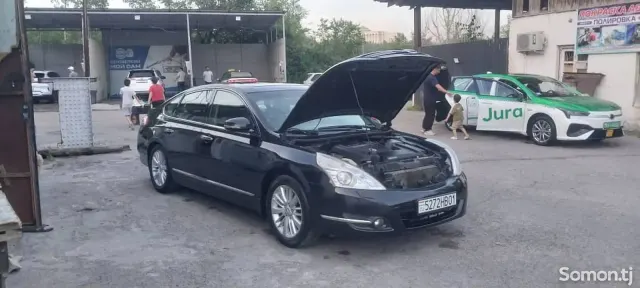 Nissan Teana 2012 · 2.4 AT