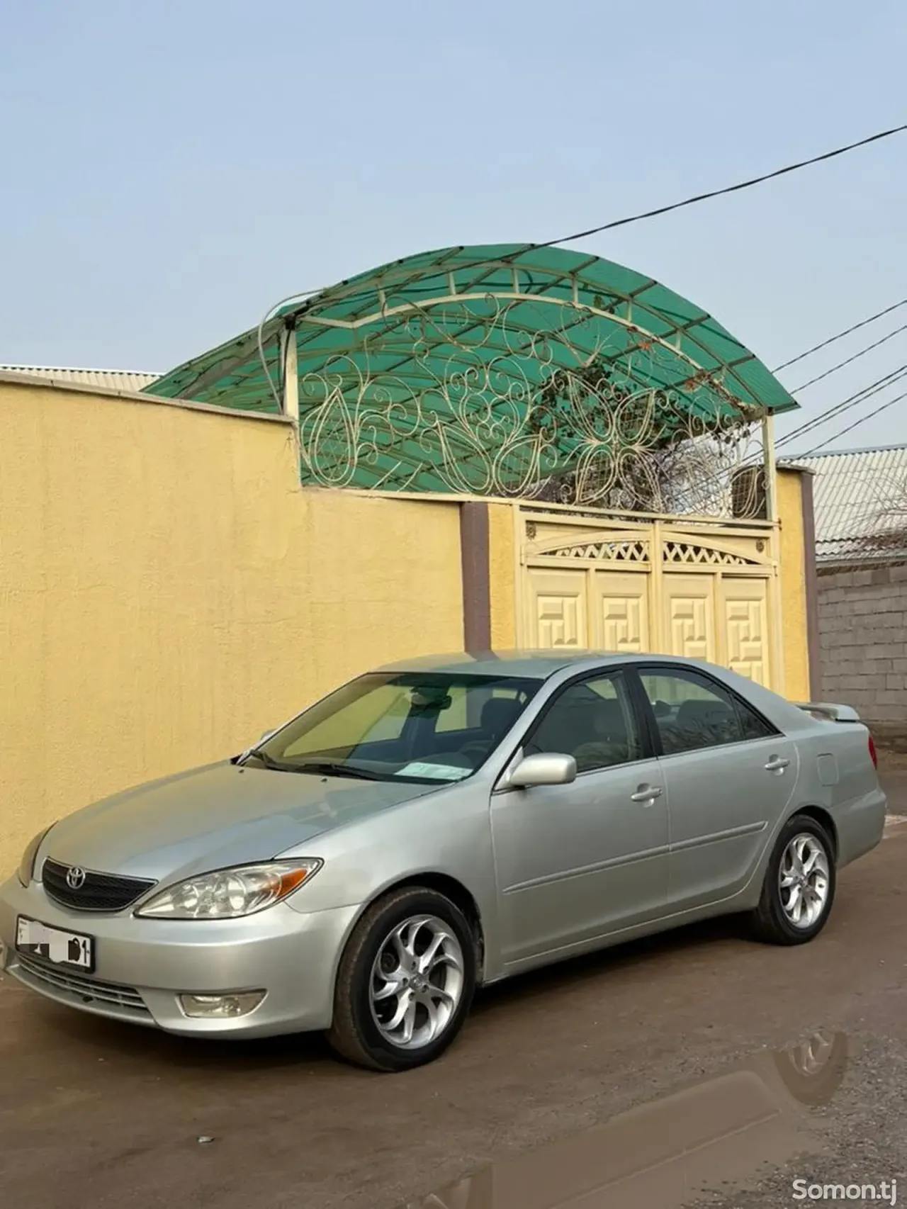 Toyota Camry 2003 · 2.4 AT