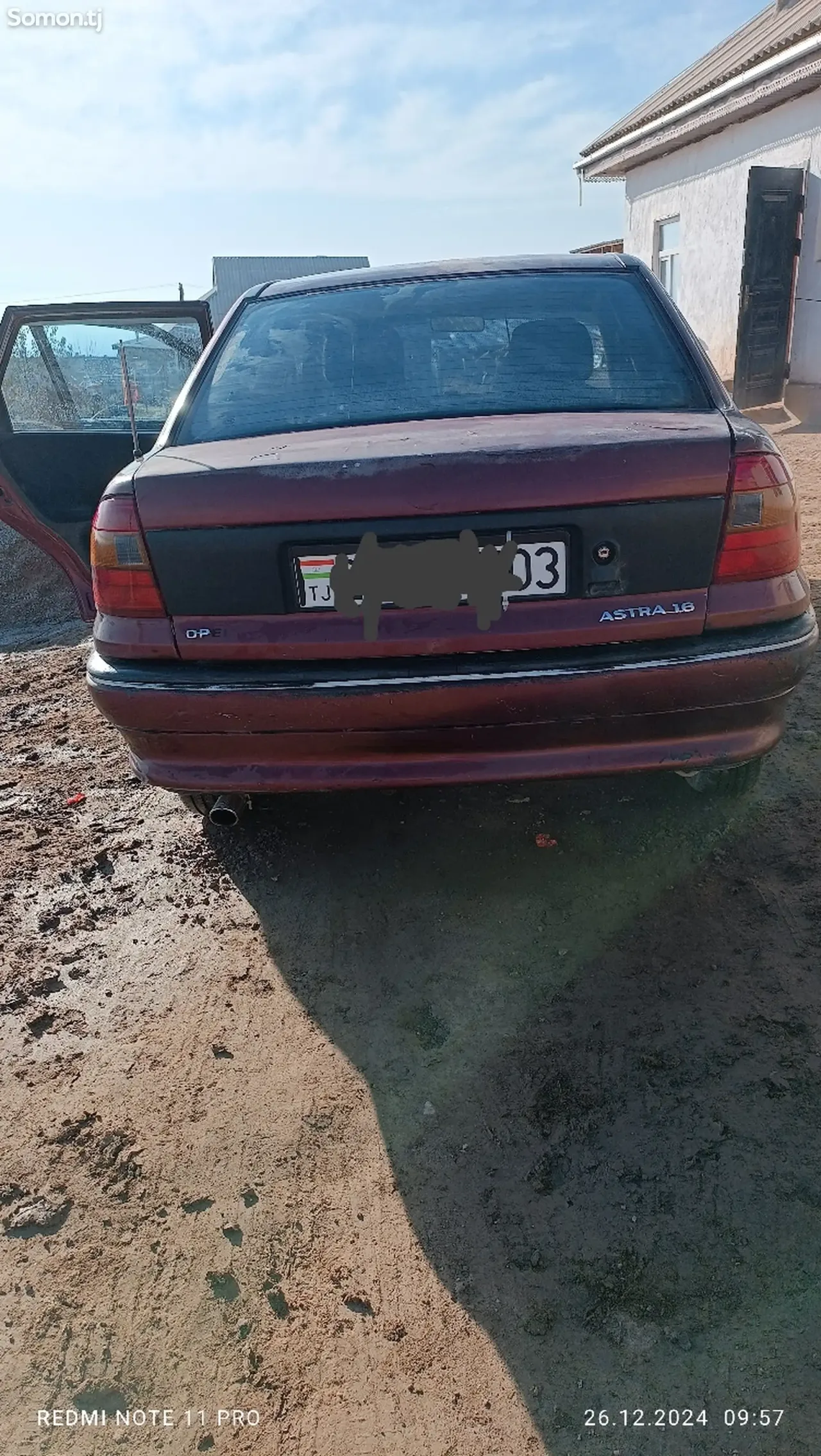 Opel Astra F 1992 · 1.6 MT
