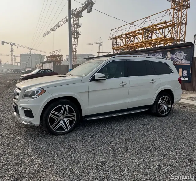 Mercedes-Benz GLS 2013 · 4.5 AT