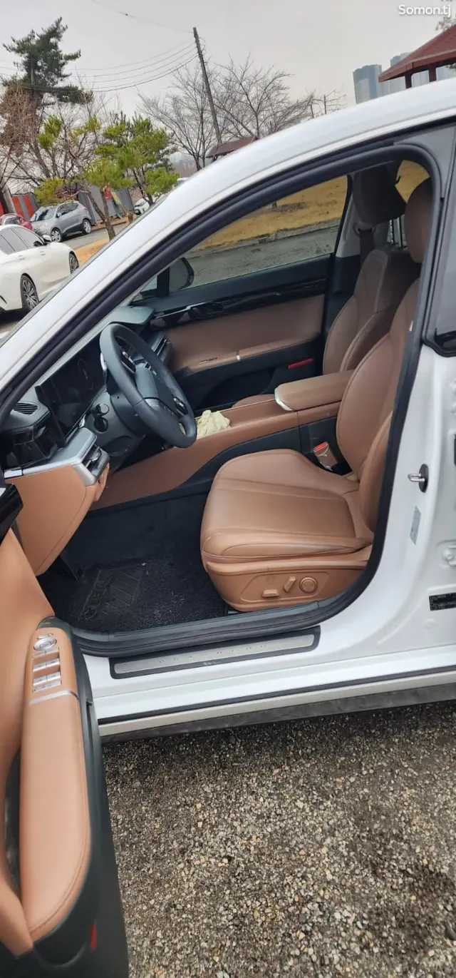 Hyundai Grandeur 2023 · 3.5 AT