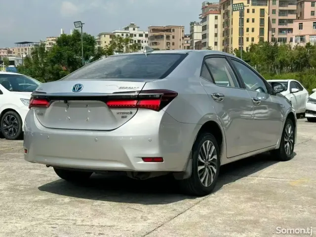 Toyota Corolla 2017 · 1.8 AT