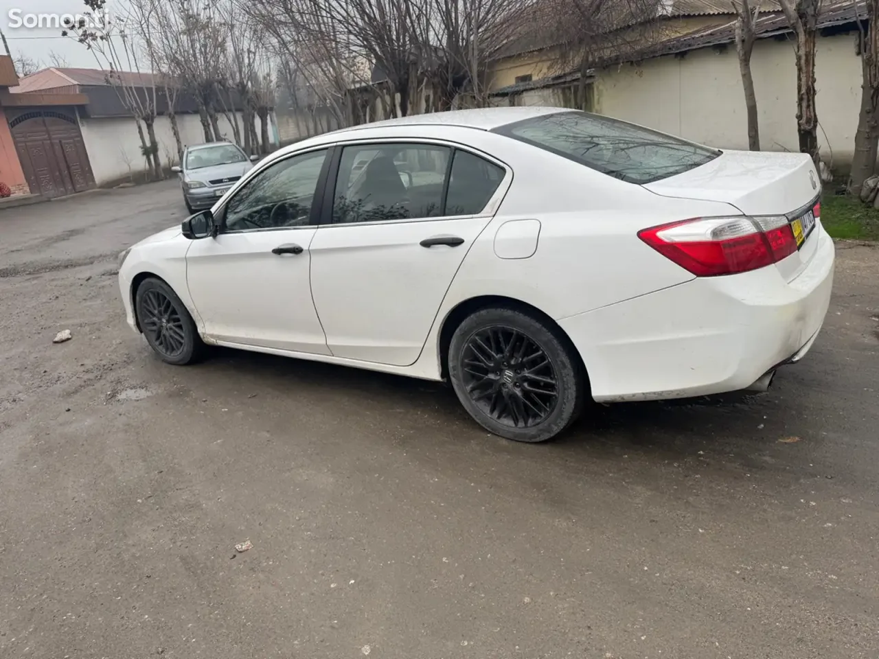 Honda Accord 2013 · 2.5 AT