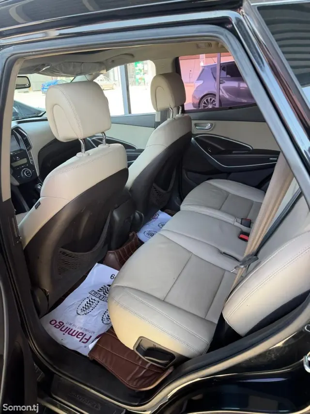 Hyundai Santa Fe 2015 · 2.0 AT