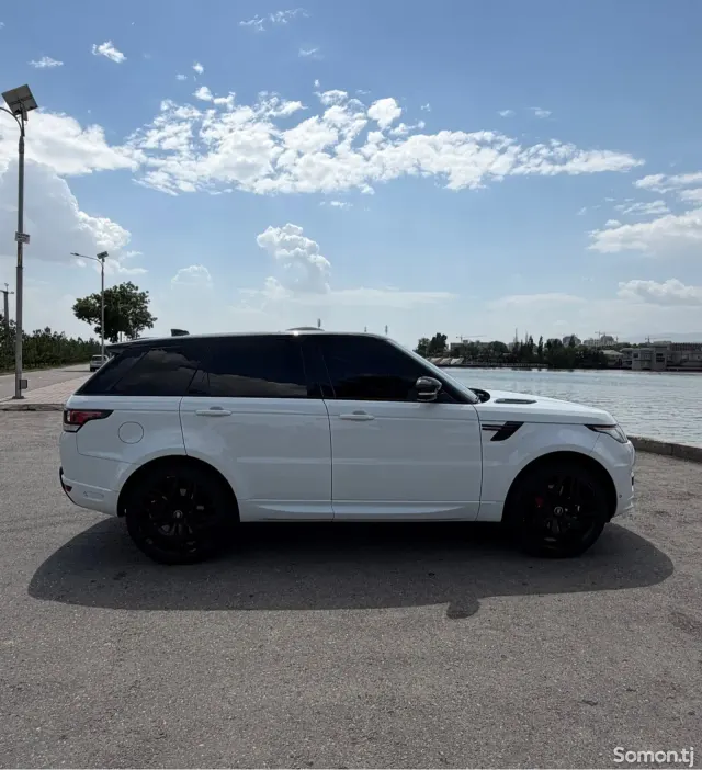 Land Rover Range Rover Sport 2017 · 3.0 AT