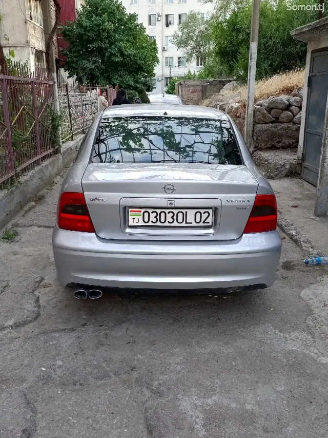 Opel Vectra B 2000 · 1.8 AT