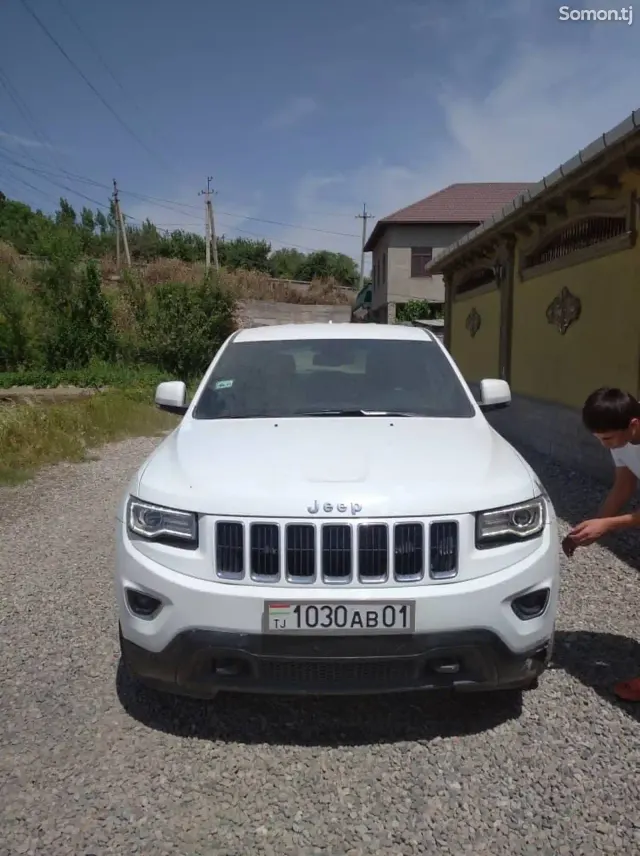 Jeep Grand Cherokee 2014 · 5.7 AT