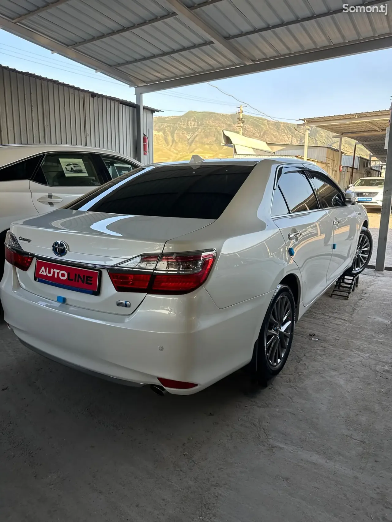 Toyota Camry 2015 · 2.5 AT