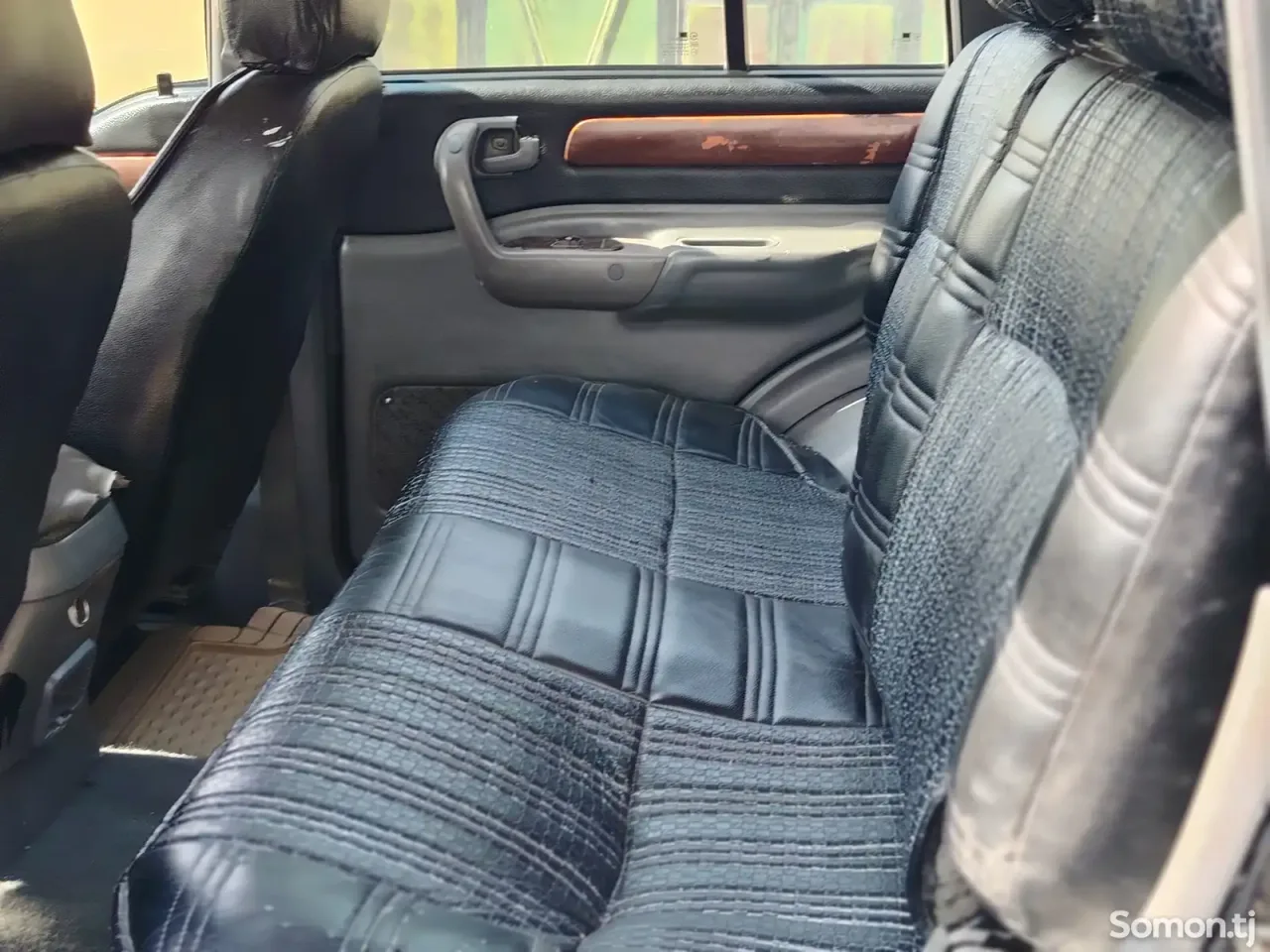 Ssang Yong Musso 2000 · 2.3 MT